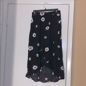 a.n.a FLORAL SKIRT
